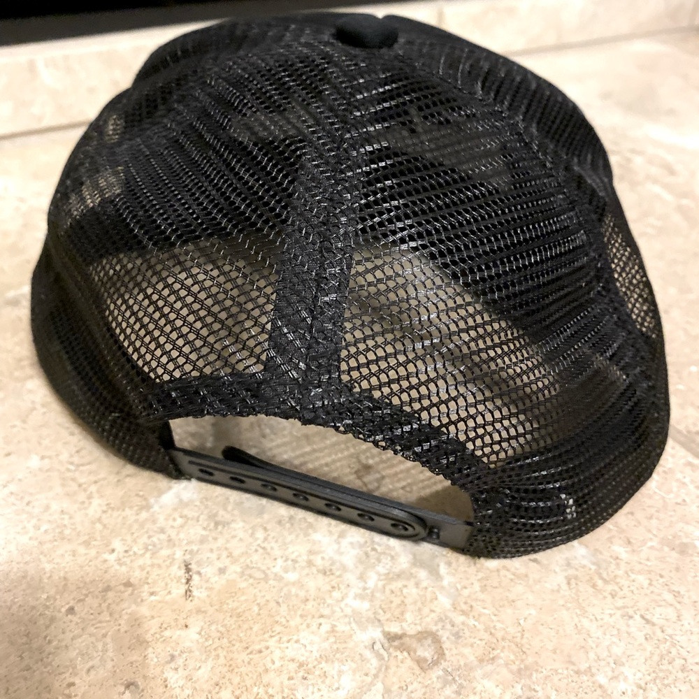 Talentless SnapBack - Picture 2 of 2